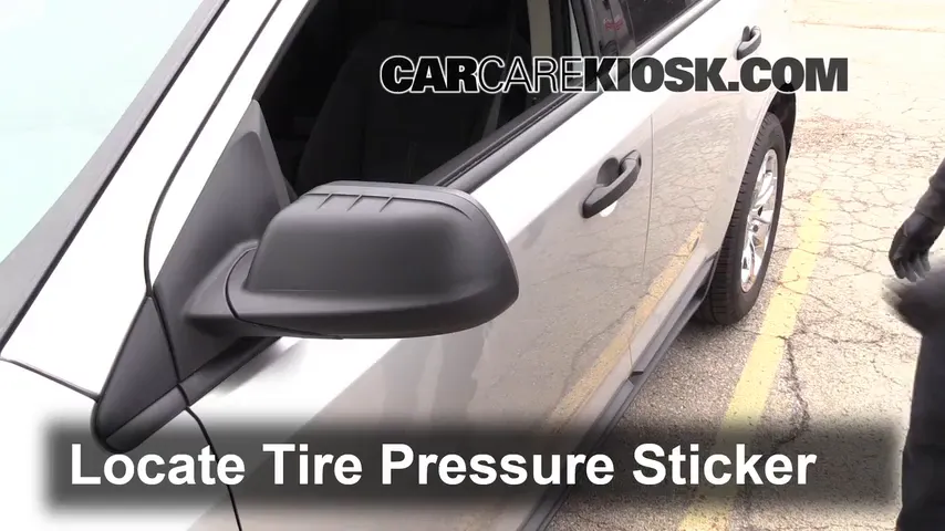 2013 Ford Edge SE 2.0L 4 Cyl. Turbo Tires & Wheels Check Tire Pressure